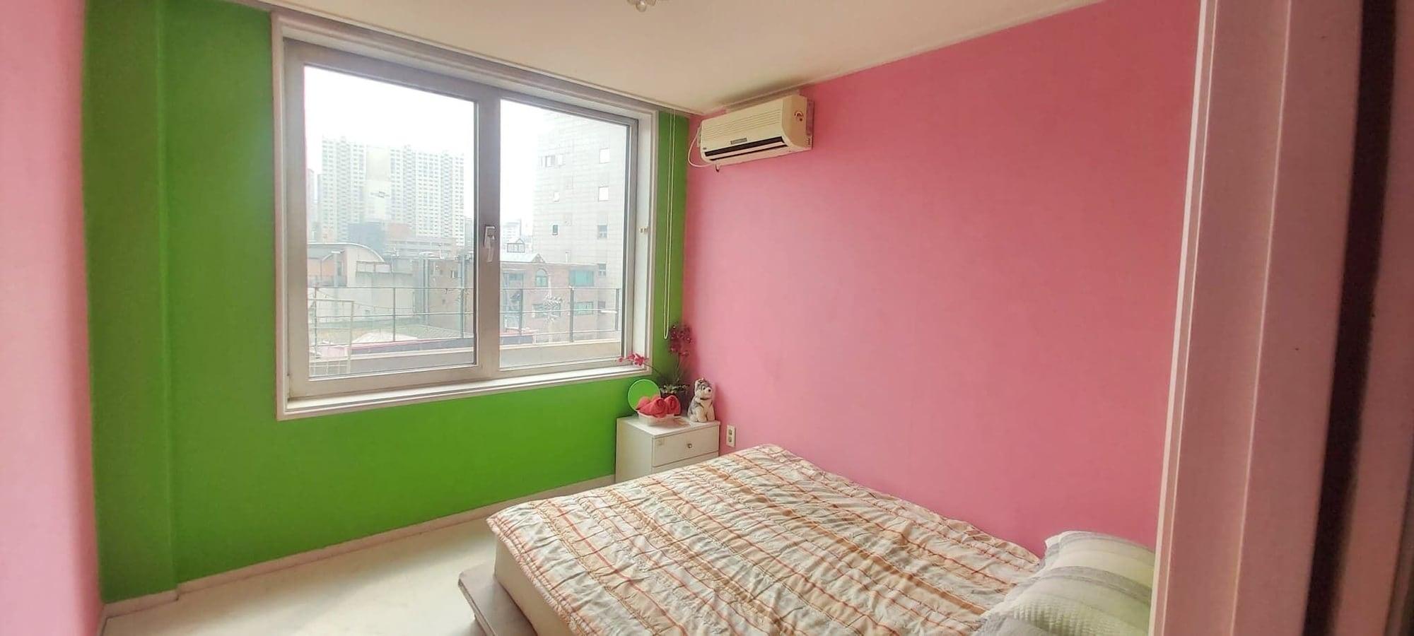Mamas And Papas Hotel 2*